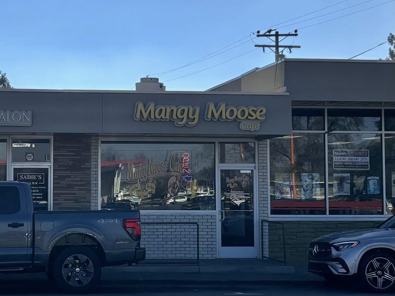 Mangy Moose Cafe exterior